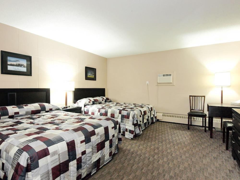 Canadian Motor Inn グランド・プレーリー エクステリア 写真