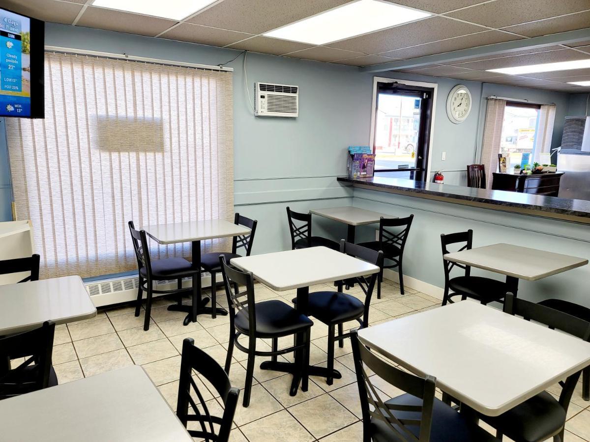 Canadian Motor Inn グランド・プレーリー エクステリア 写真
