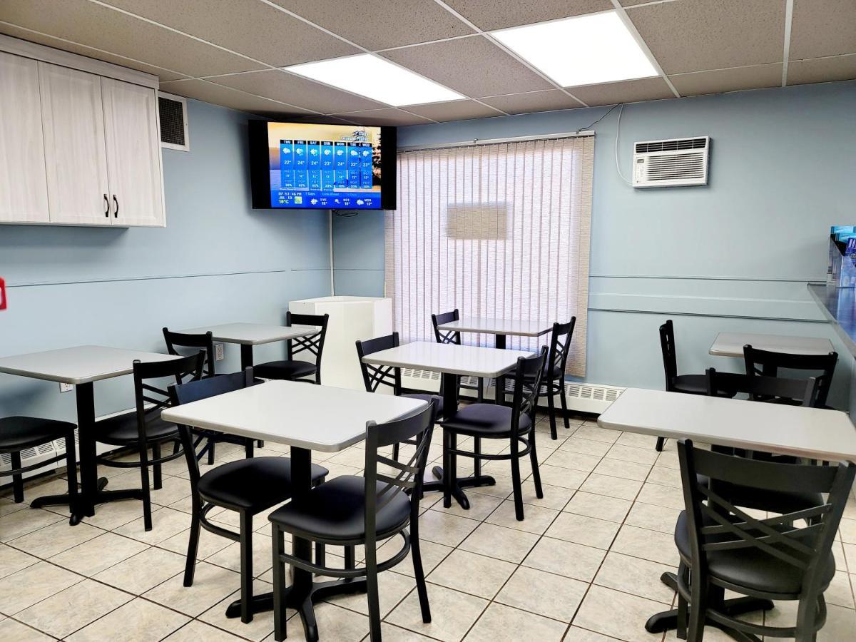 Canadian Motor Inn グランド・プレーリー エクステリア 写真