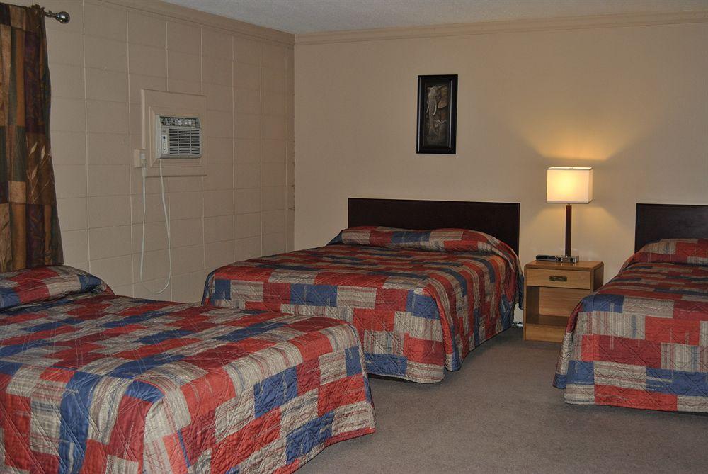 Canadian Motor Inn グランド・プレーリー エクステリア 写真