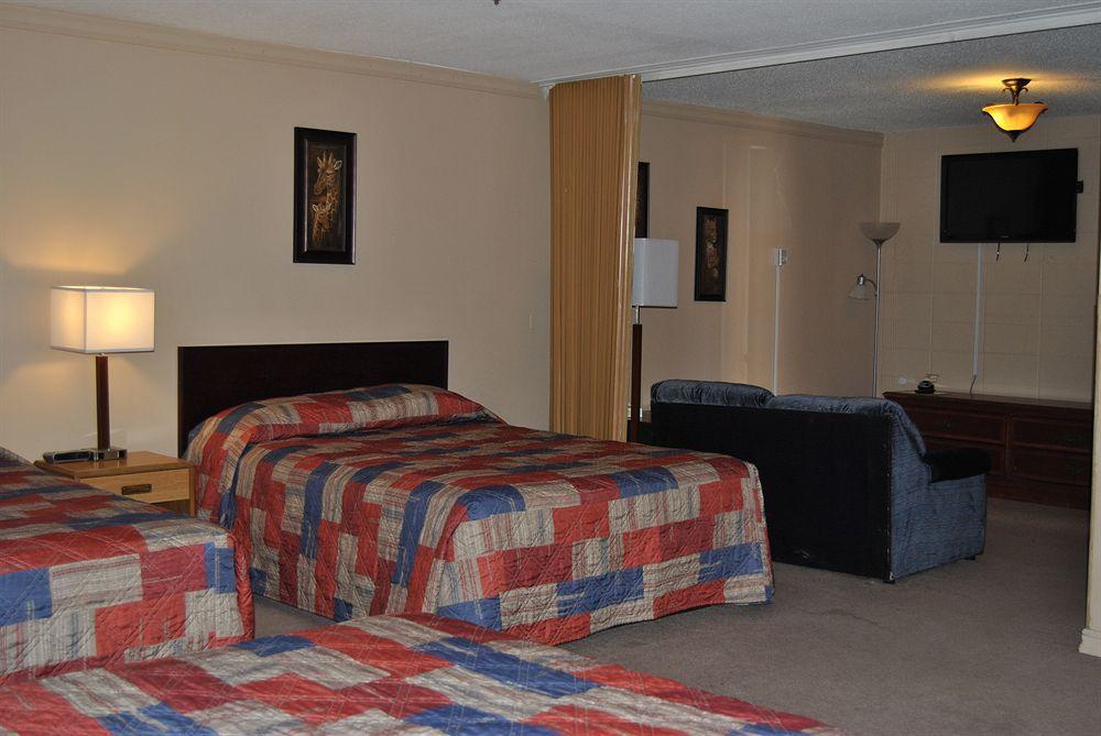Canadian Motor Inn グランド・プレーリー エクステリア 写真